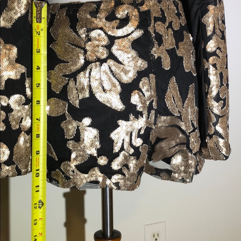 Sequin 2-piece Shorts Suit - Picture 14 of 16